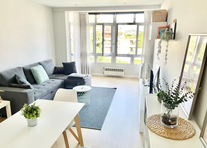 El Mirador De Viesques. Piscina Y Parking Privado! * خيخون