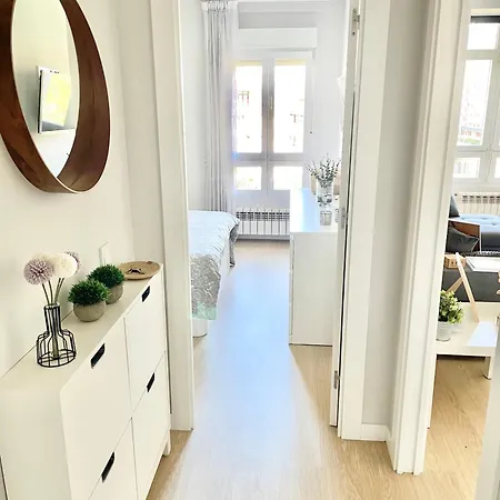 El Mirador De Viesques. Piscina Y Parking Privado! Διαμέρισμα