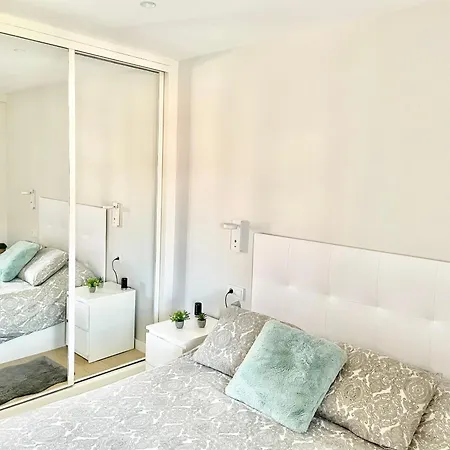 Διαμέρισμα El Mirador De Viesques. Piscina Y Parking Privado! *