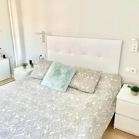 Apartment El Mirador De Viesques. Piscina Y Parking Privado! Gijon