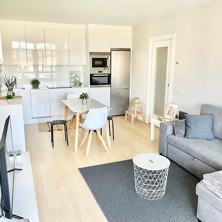 El Mirador De Viesques. Piscina Y Parking Privado! Διαμέρισμα *