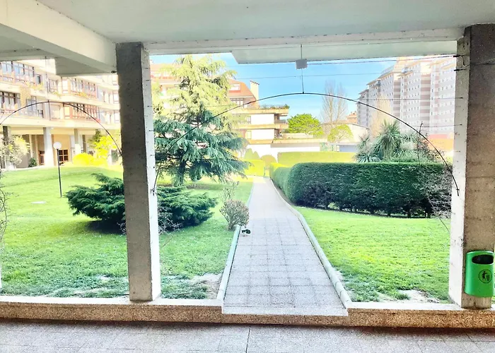 Lejlighed El Mirador De Viesques. Piscina Y Parking Privado! Gijón