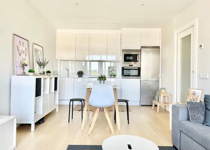 El Mirador De Viesques. Piscina Y Parking Privado!